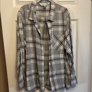Gray Plaid Women’s Shirt